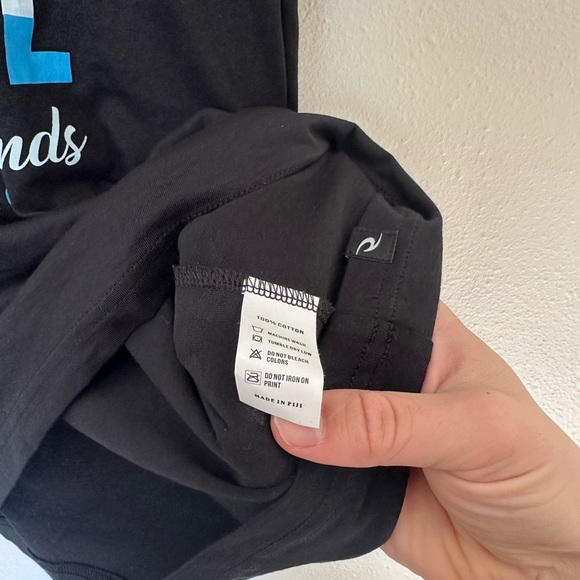 RIP CURL Fiji Islands Black T-Shirt - Picture 5 of 6